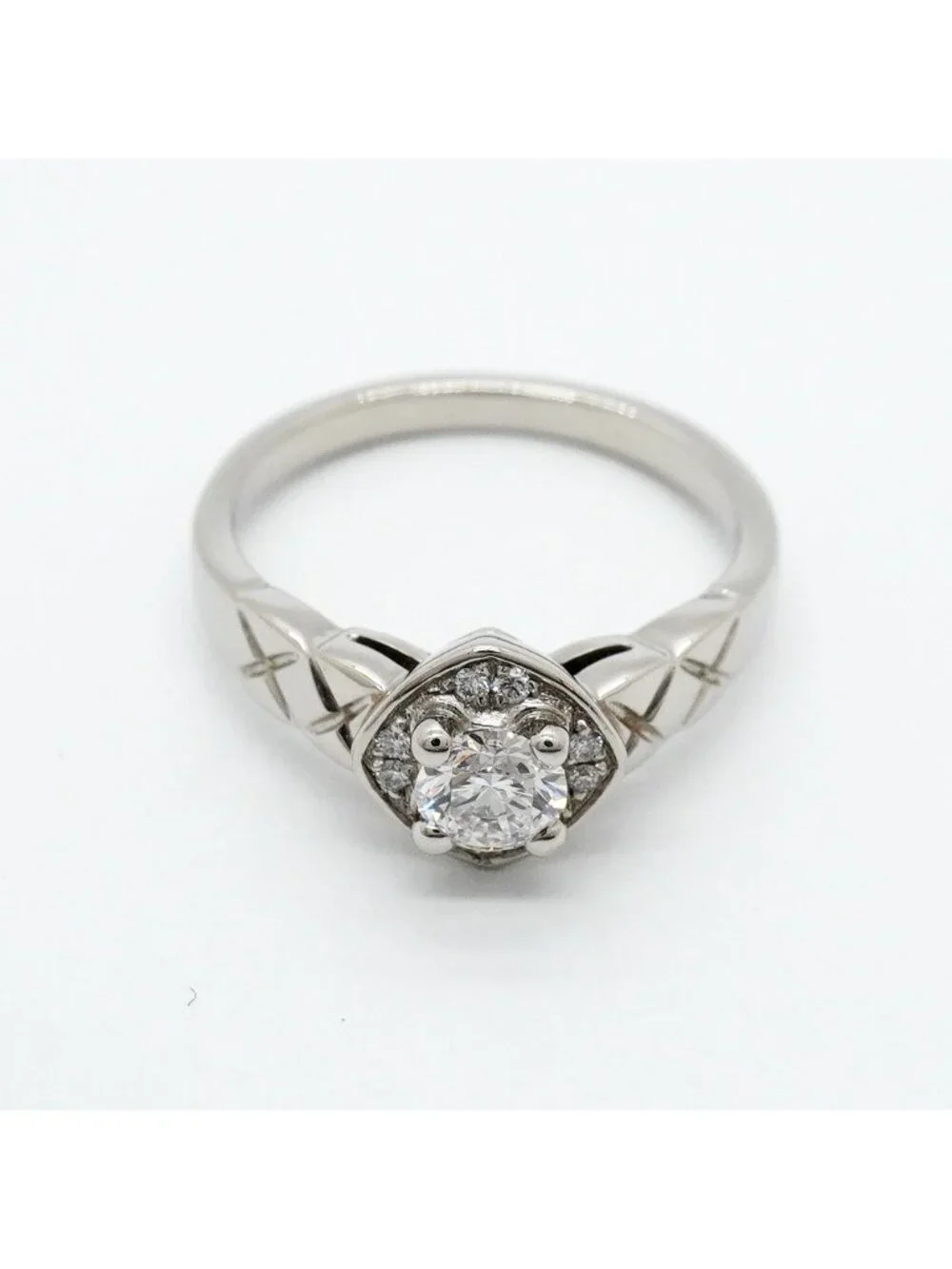 Chanel Ring Coco Crush Platinum Diamond